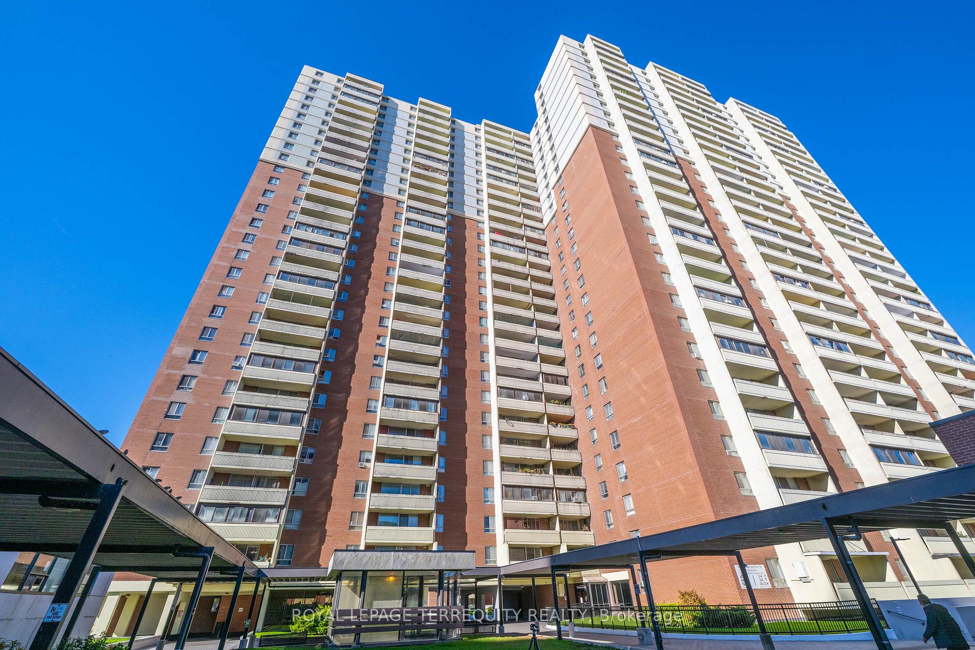 Photo 1 of Unit 519, 5 Massey Square, Toronto, Crescent Town — HOMEH