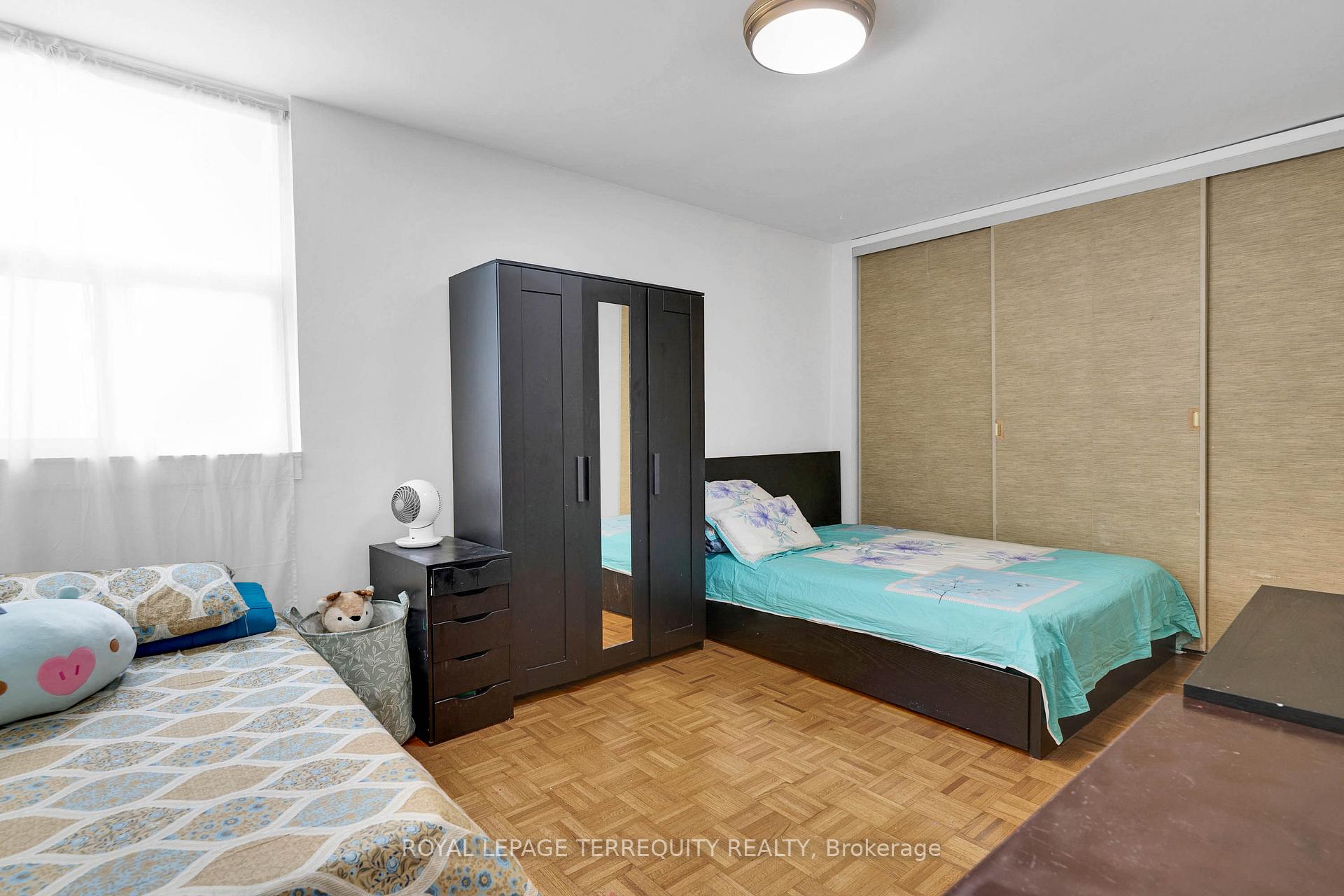 Photo 13 of Unit 519, 5 Massey Square, Toronto, Crescent Town — HOMEH