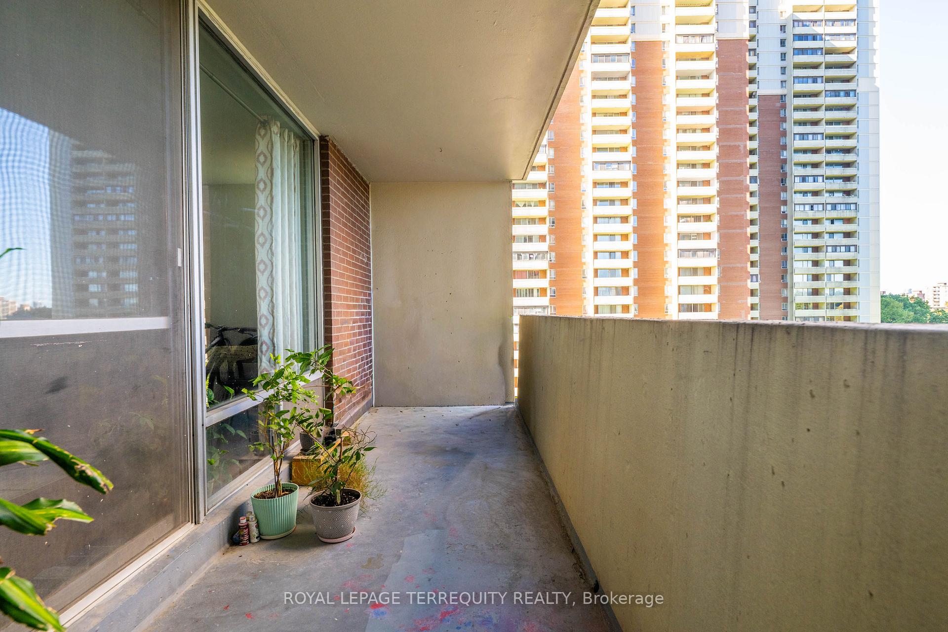 Photo 19 of Unit 519, 5 Massey Square, Toronto, Crescent Town — HOMEH