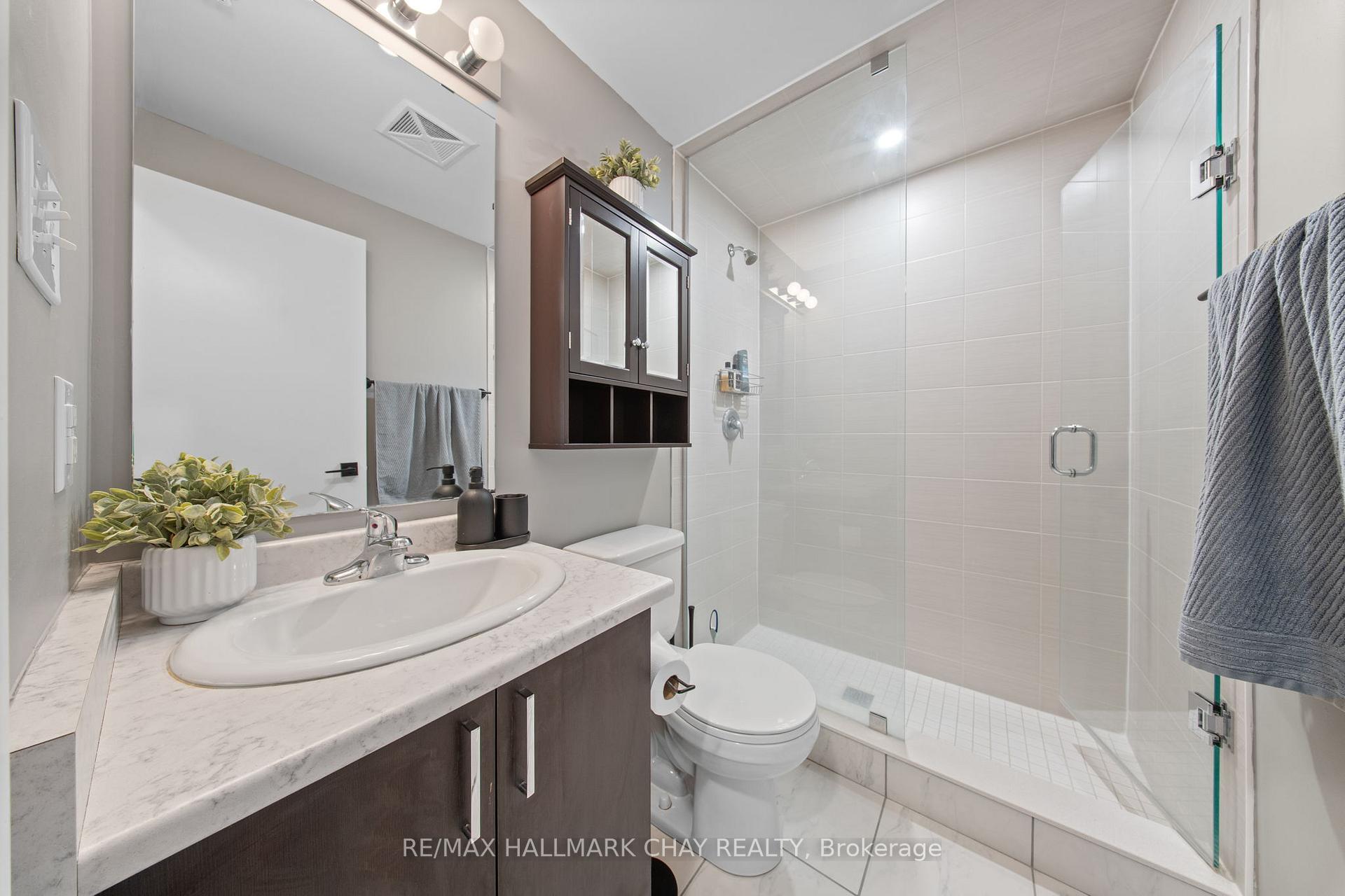 Photo 15 of Unit 211, 4 Spice Way, Barrie, Innis-Shore — HOMEH