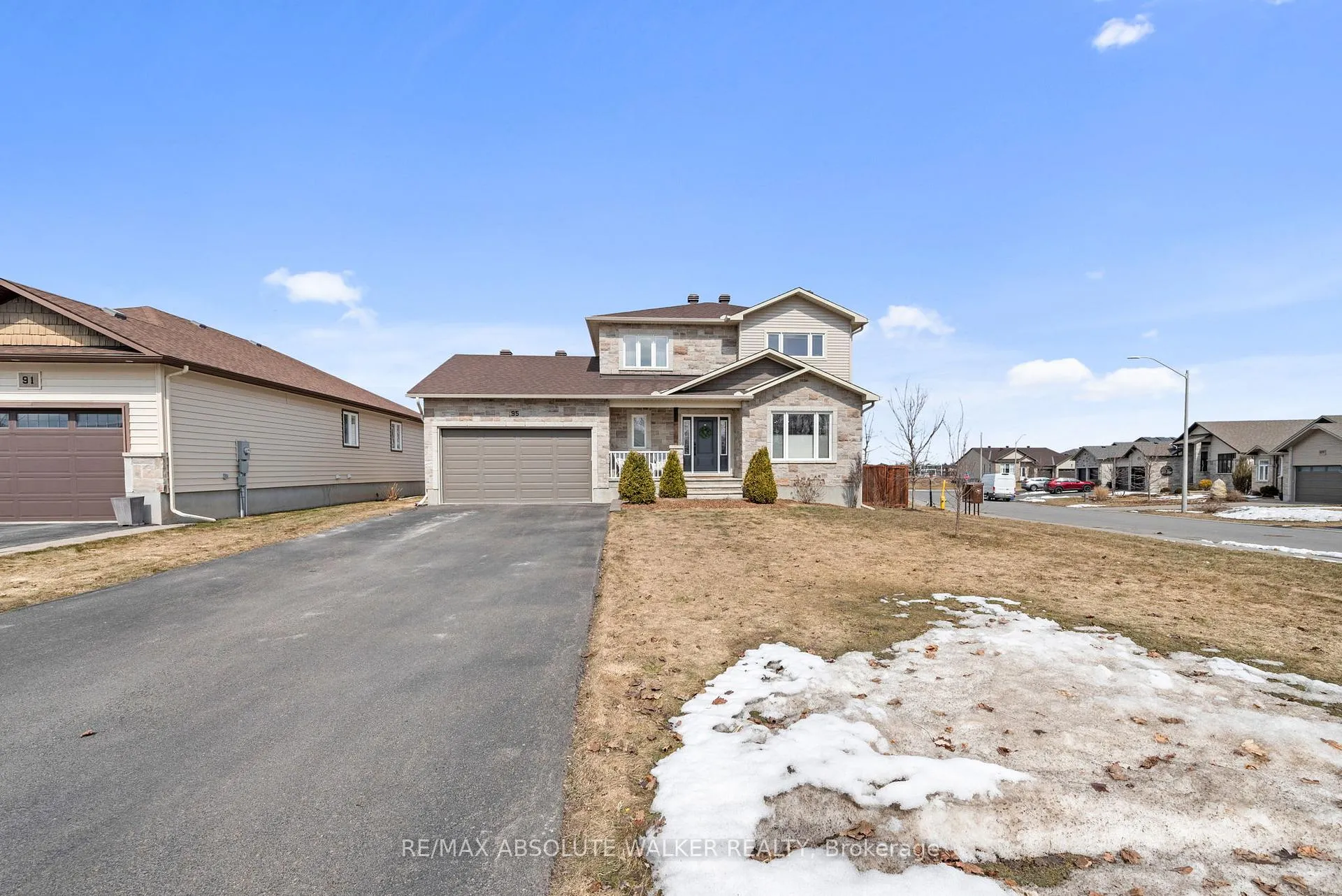 Photo 4 of 95 Settlement Lane, Russell, Village of Russell — HOMEH