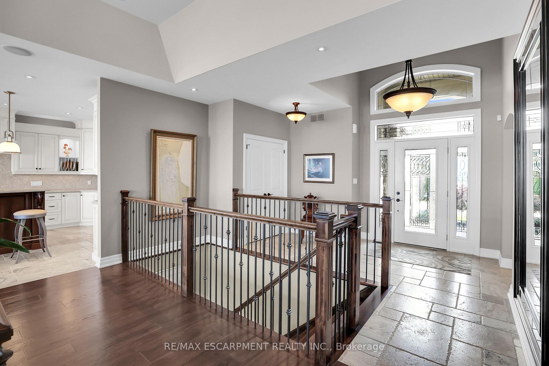 Photo 5 of Unit 4, 61 Lake Street, Grimsby, Grimsby Beach — HOMEH
