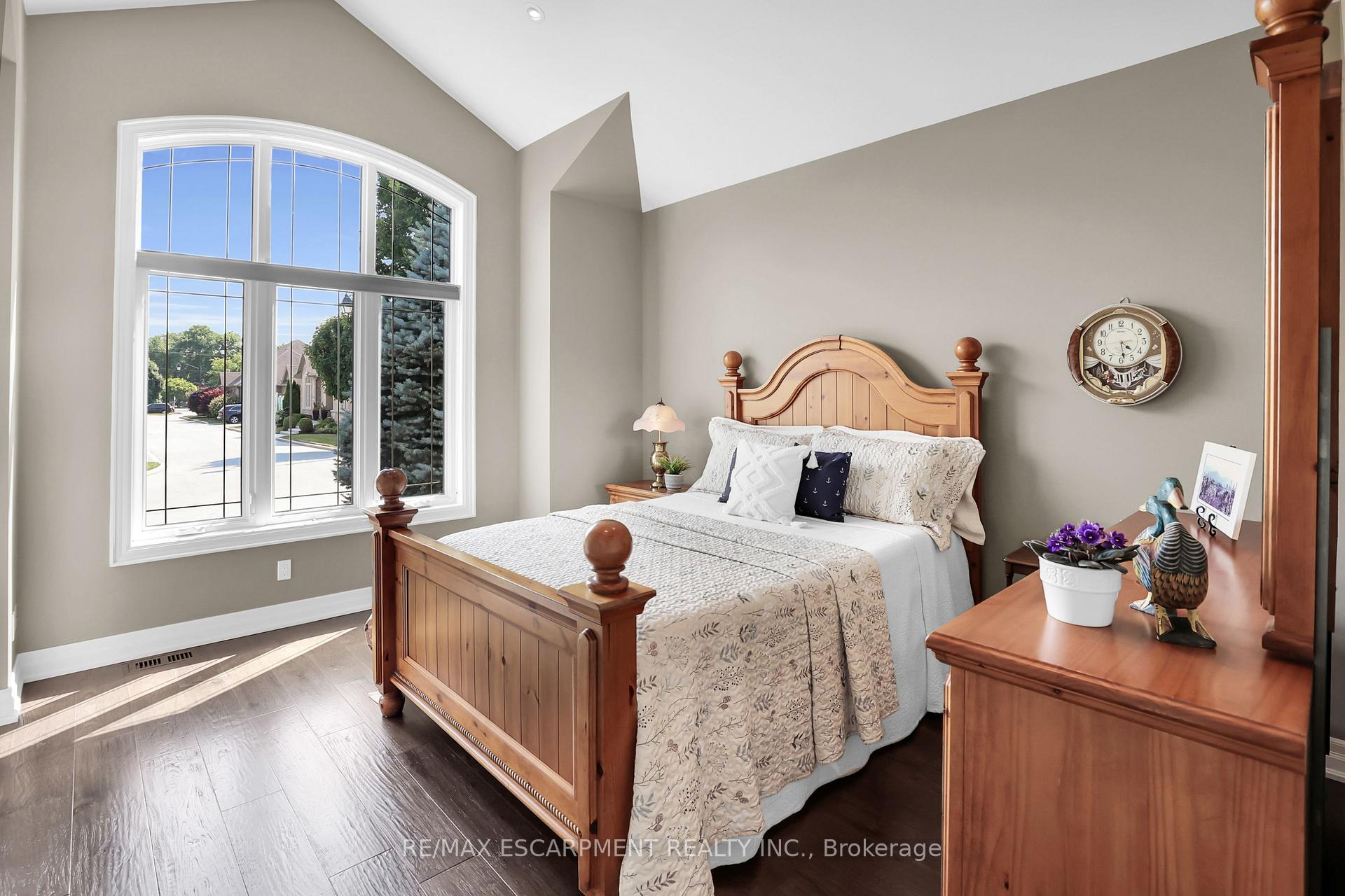 Photo 26 of Unit 4, 61 Lake Street, Grimsby, Grimsby Beach — HOMEH