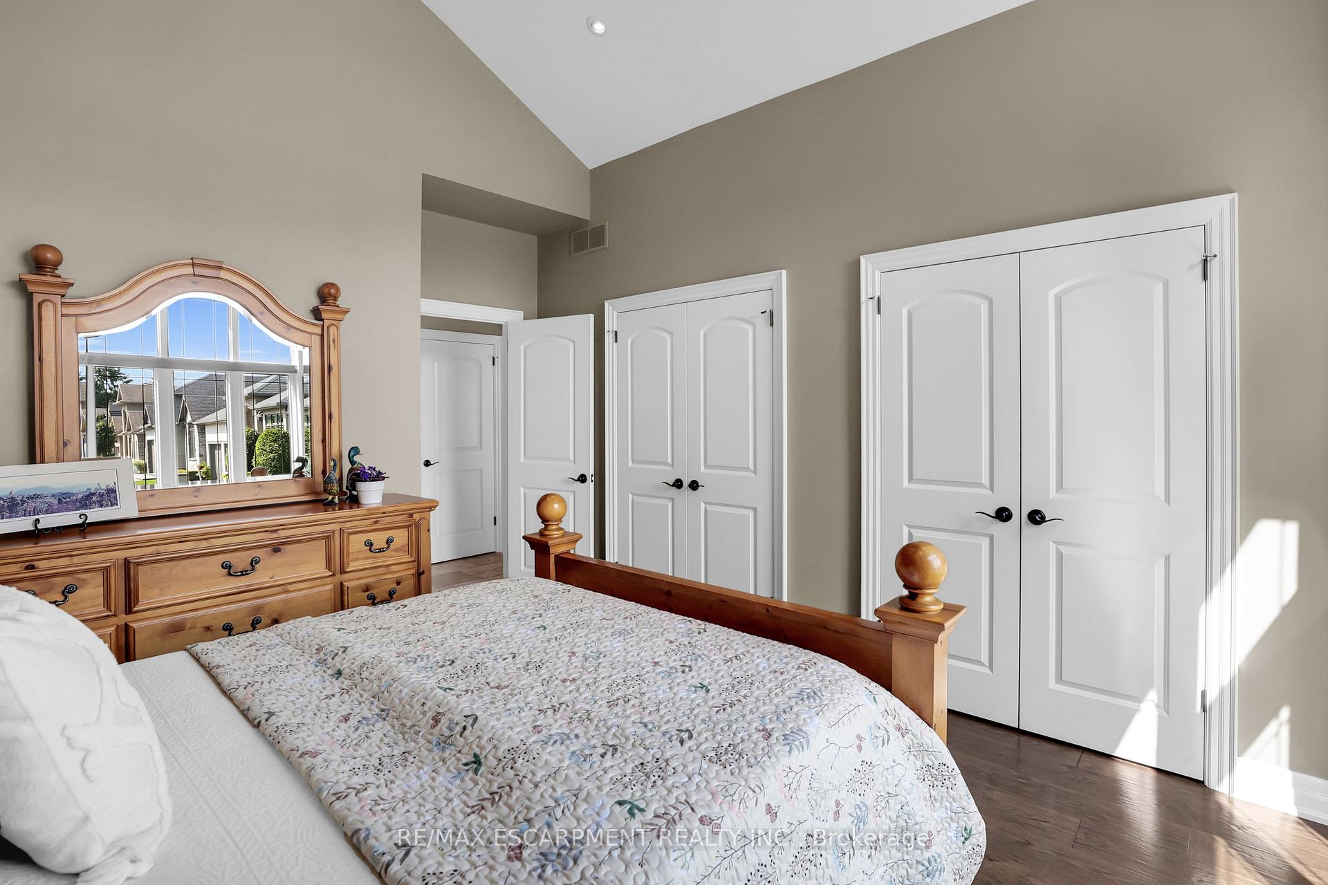 Photo 27 of Unit 4, 61 Lake Street, Grimsby, Grimsby Beach — HOMEH