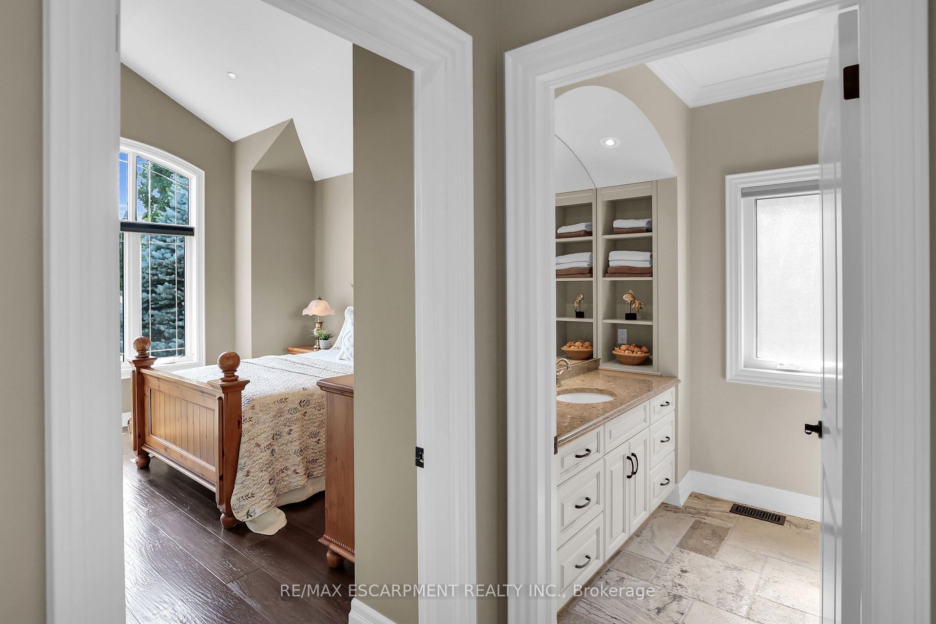 Photo 28 of Unit 4, 61 Lake Street, Grimsby, Grimsby Beach — HOMEH