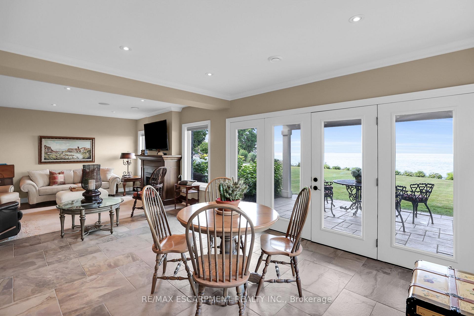 Photo 32 of Unit 4, 61 Lake Street, Grimsby, Grimsby Beach — HOMEH