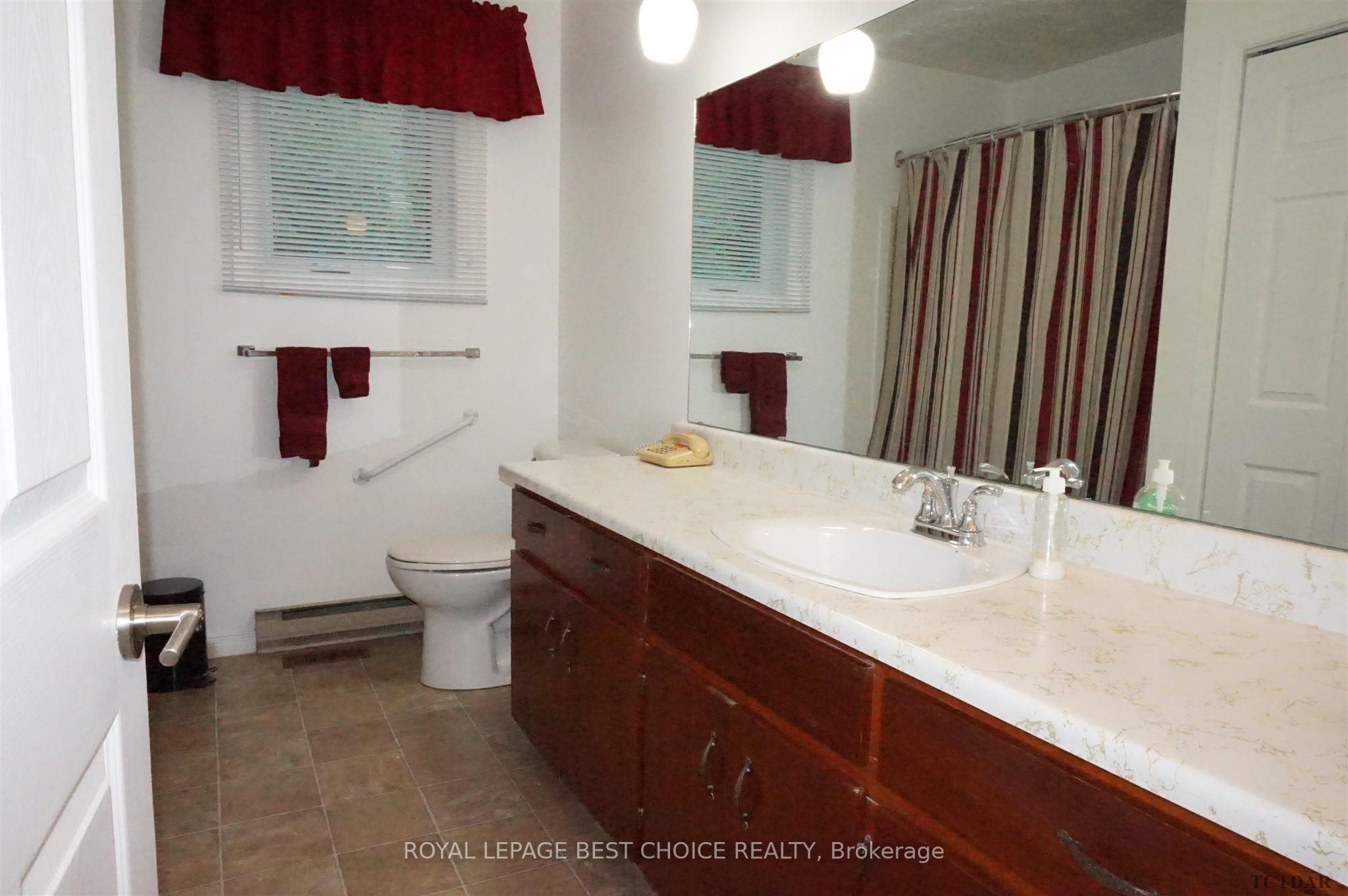 Photo 16 of 210 Lang Street, Cobalt — HOMEH