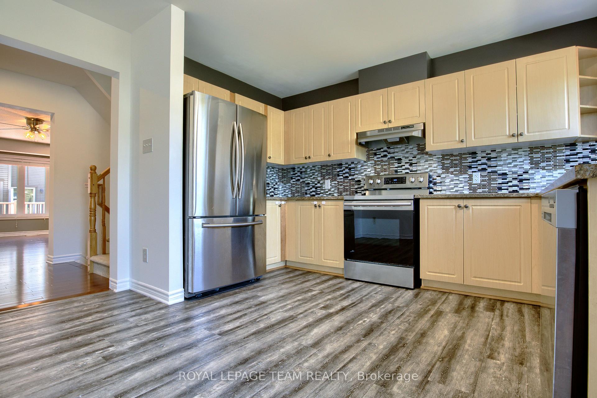 Photo 10 of 3867 Strandherd Drive, Ottawa, Barrhaven - Heritage Park — HOMEH