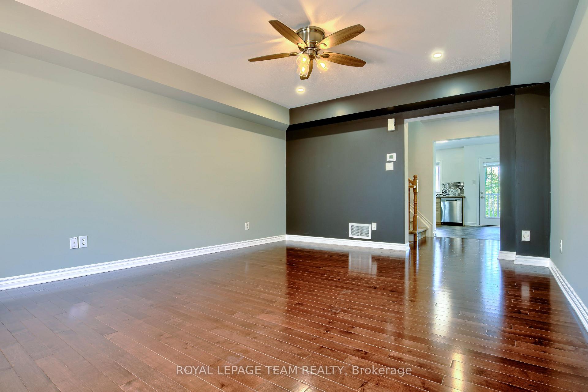 Photo 12 of 3867 Strandherd Drive, Ottawa, Barrhaven - Heritage Park — HOMEH
