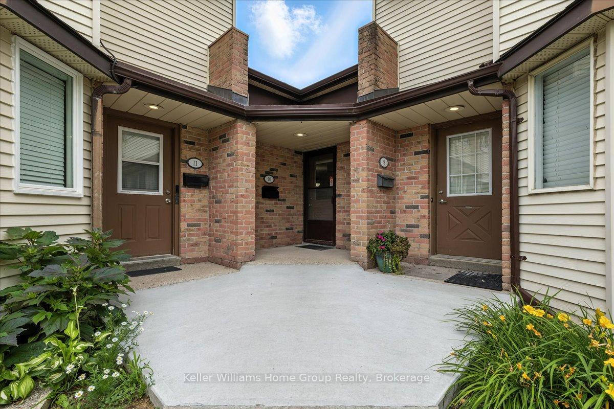 Photo 1 of Unit 10, 40 Silvercreek Parkway N, Guelph, Junction/Onward Willow — HOMEH