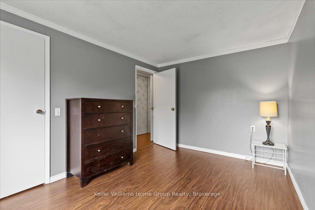 Photo 14 of Unit 10, 40 Silvercreek Parkway N, Guelph, Junction/Onward Willow — HOMEH