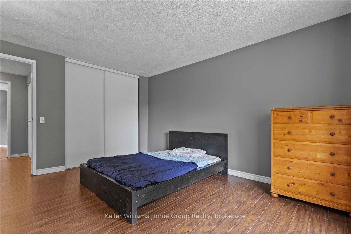 Photo 17 of Unit 10, 40 Silvercreek Parkway N, Guelph, Junction/Onward Willow — HOMEH