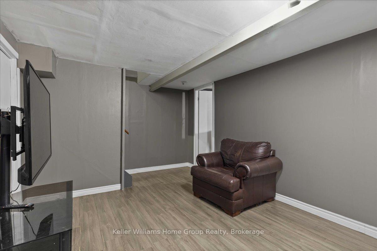 Photo 22 of Unit 10, 40 Silvercreek Parkway N, Guelph, Junction/Onward Willow — HOMEH