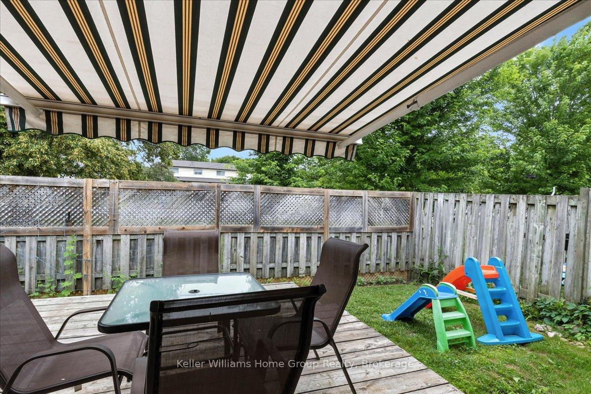 Photo 30 of Unit 10, 40 Silvercreek Parkway N, Guelph, Junction/Onward Willow — HOMEH