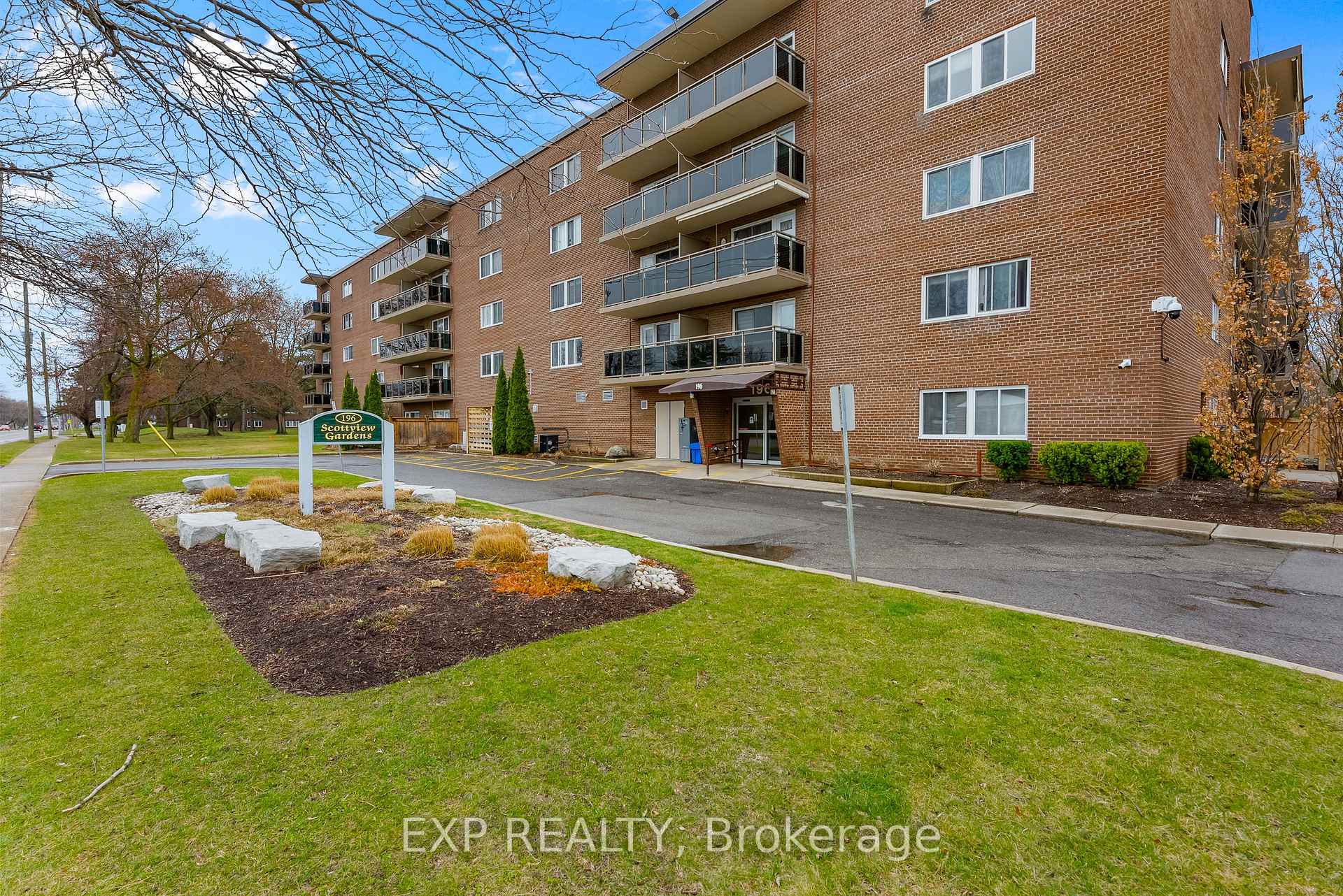 Photo 1 of Unit 222, 196 Scott Street, St. Catharines, Fairview — HOMEH