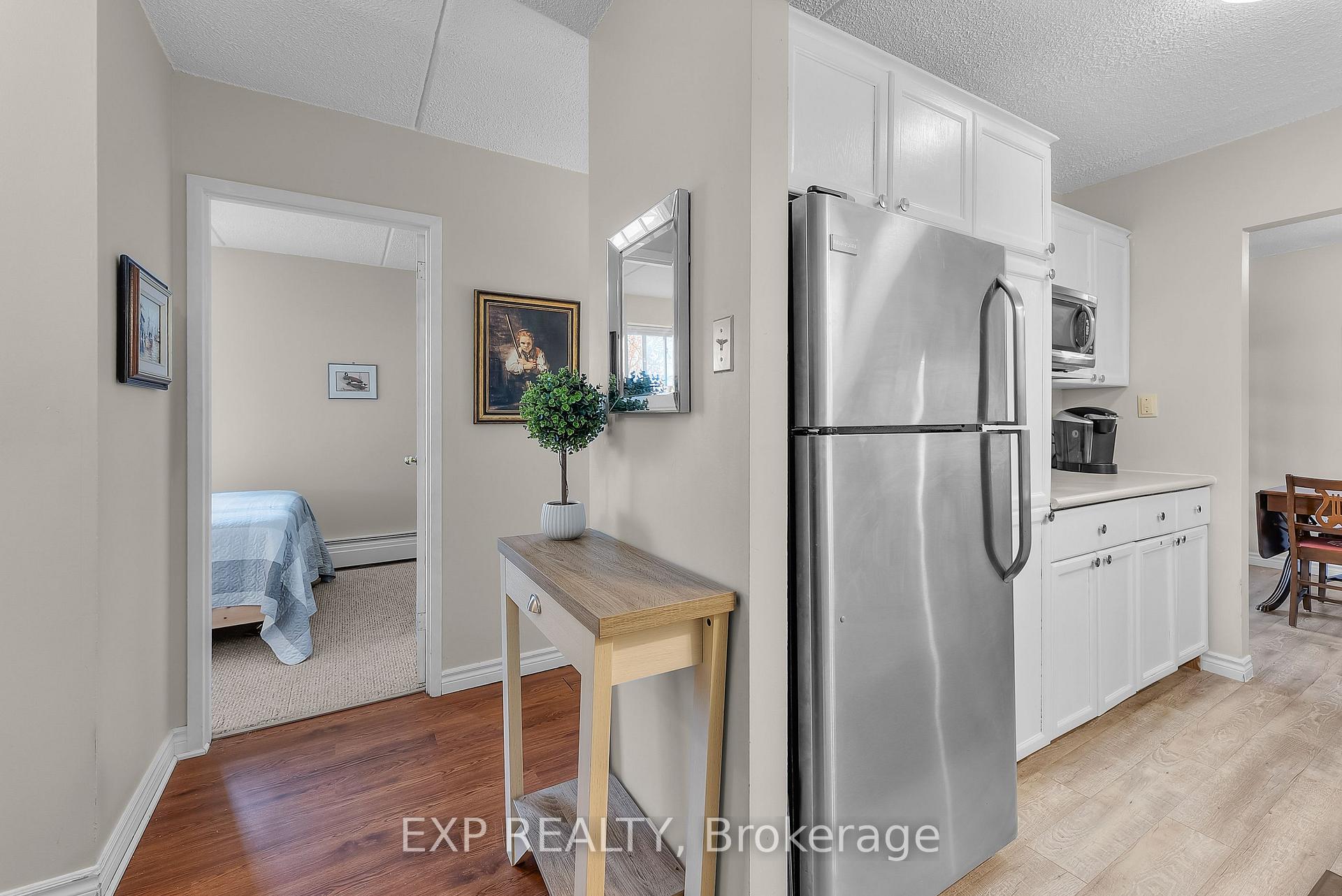 Photo 3 of Unit 222, 196 Scott Street, St. Catharines, Fairview — HOMEH