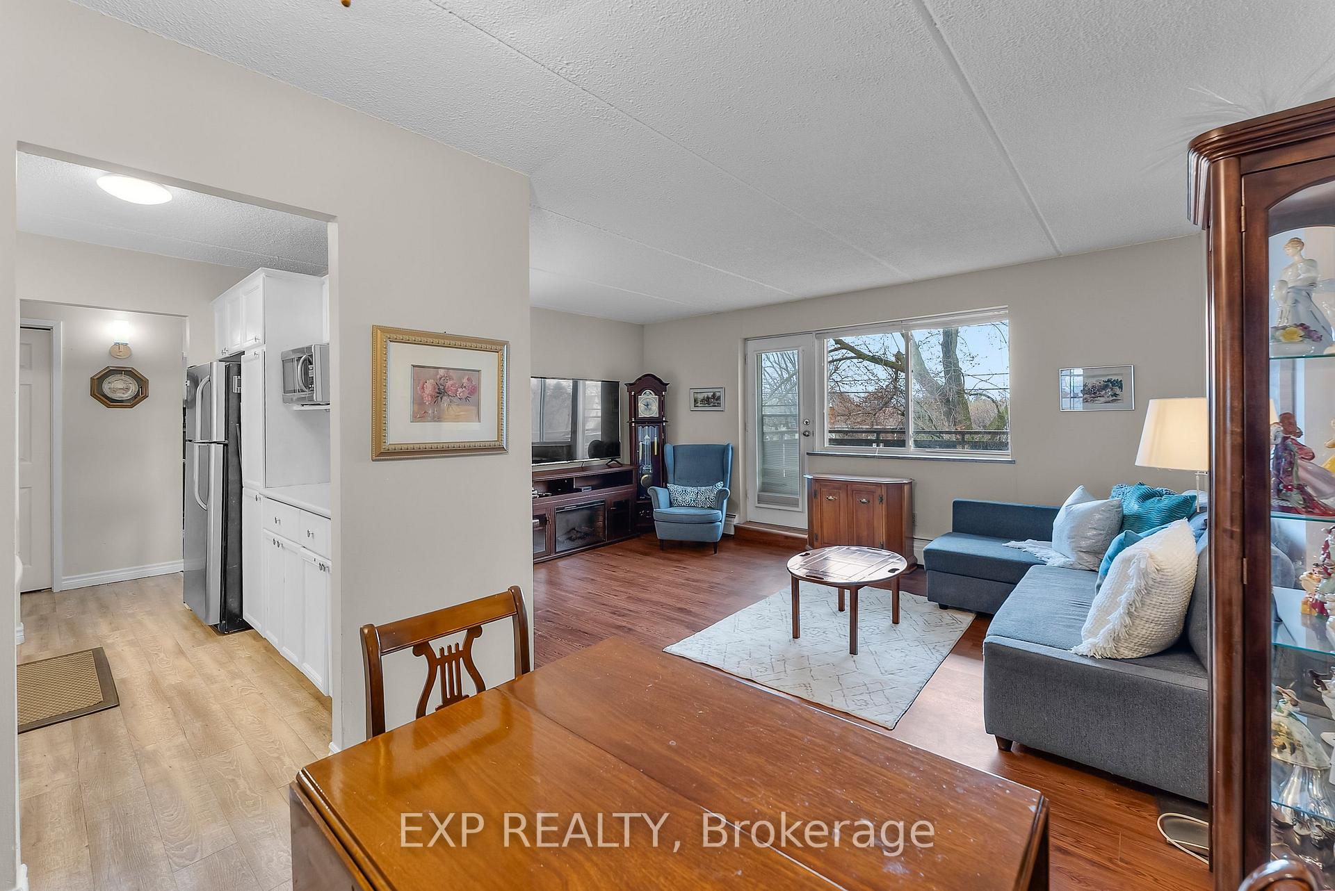 Photo 6 of Unit 222, 196 Scott Street, St. Catharines, Fairview — HOMEH