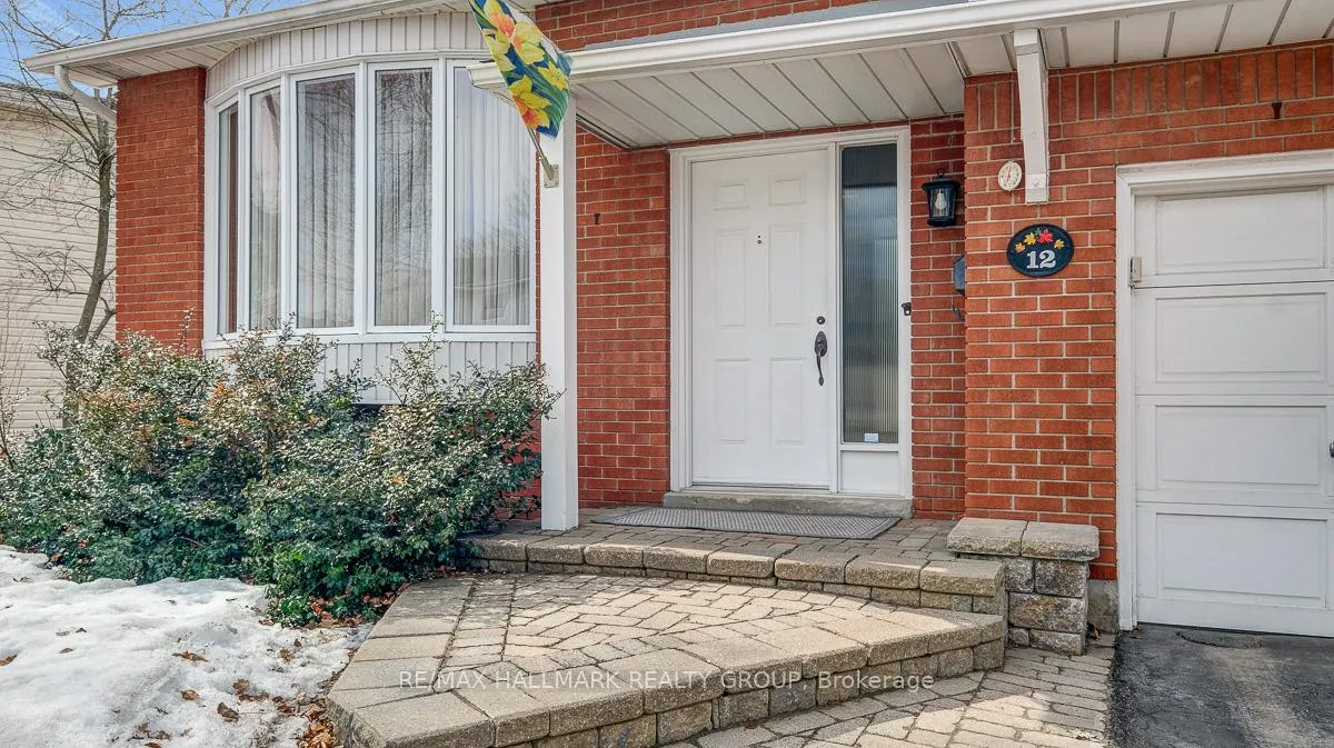 Photo 2 of 12 Woodhill Crescent, Ottawa, Blackburn Hamlet — HOMEH