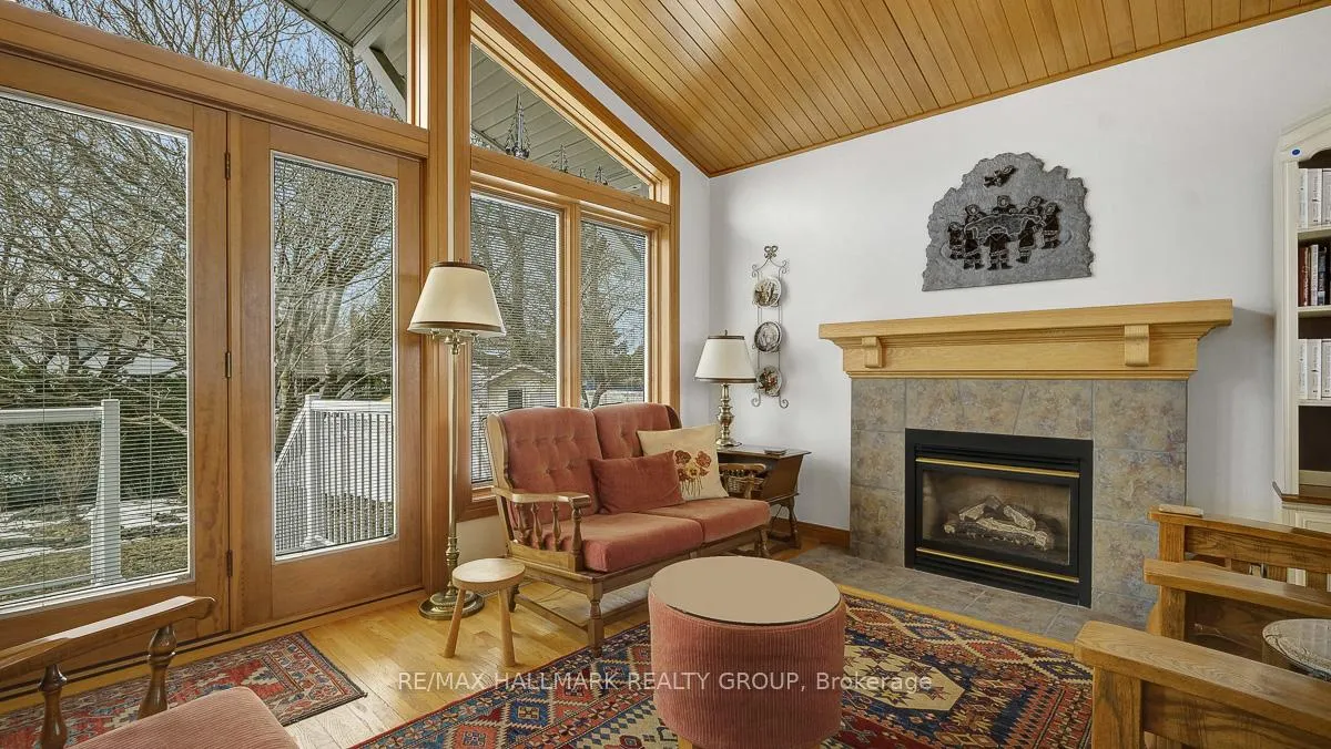 Photo 18 of 12 Woodhill Crescent, Ottawa, Blackburn Hamlet — HOMEH