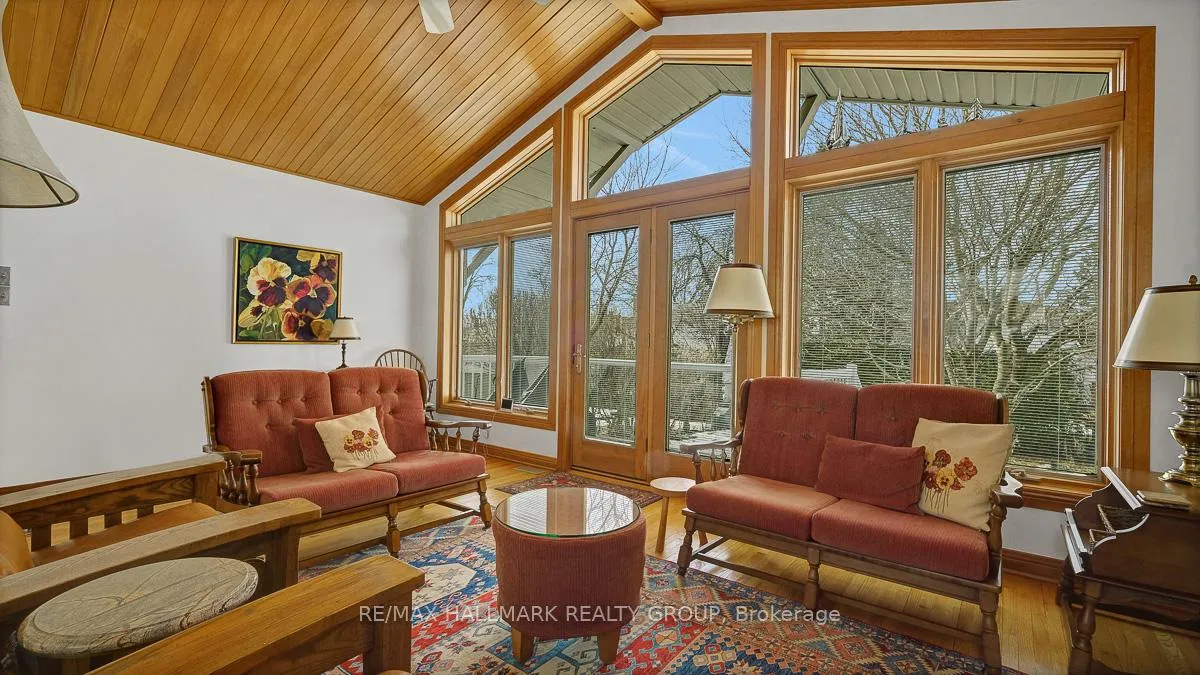 Photo 19 of 12 Woodhill Crescent, Ottawa, Blackburn Hamlet — HOMEH