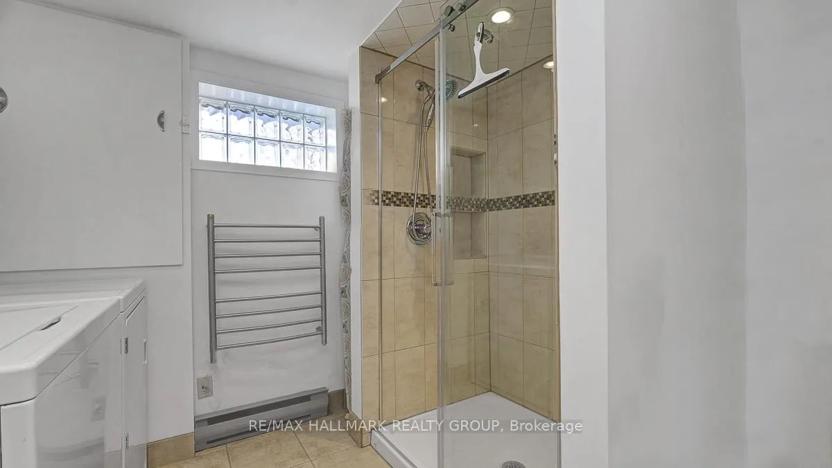 Photo 37 of 12 Woodhill Crescent, Ottawa, Blackburn Hamlet — HOMEH