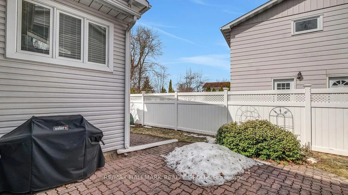 Photo 46 of 12 Woodhill Crescent, Ottawa, Blackburn Hamlet — HOMEH