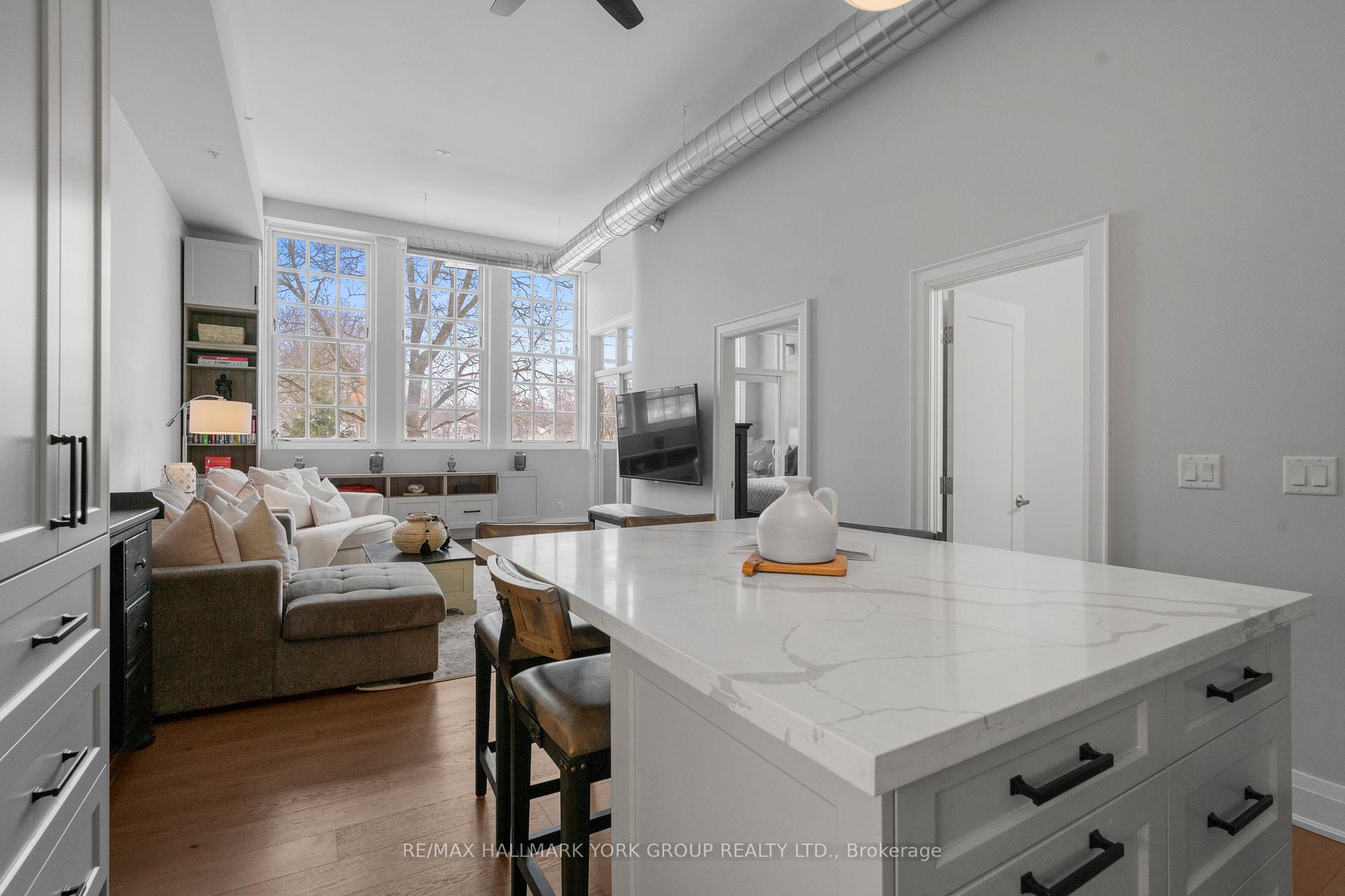 Photo 11 of Unit 206, 64 Wells Street, Aurora, Aurora Village — HOMEH