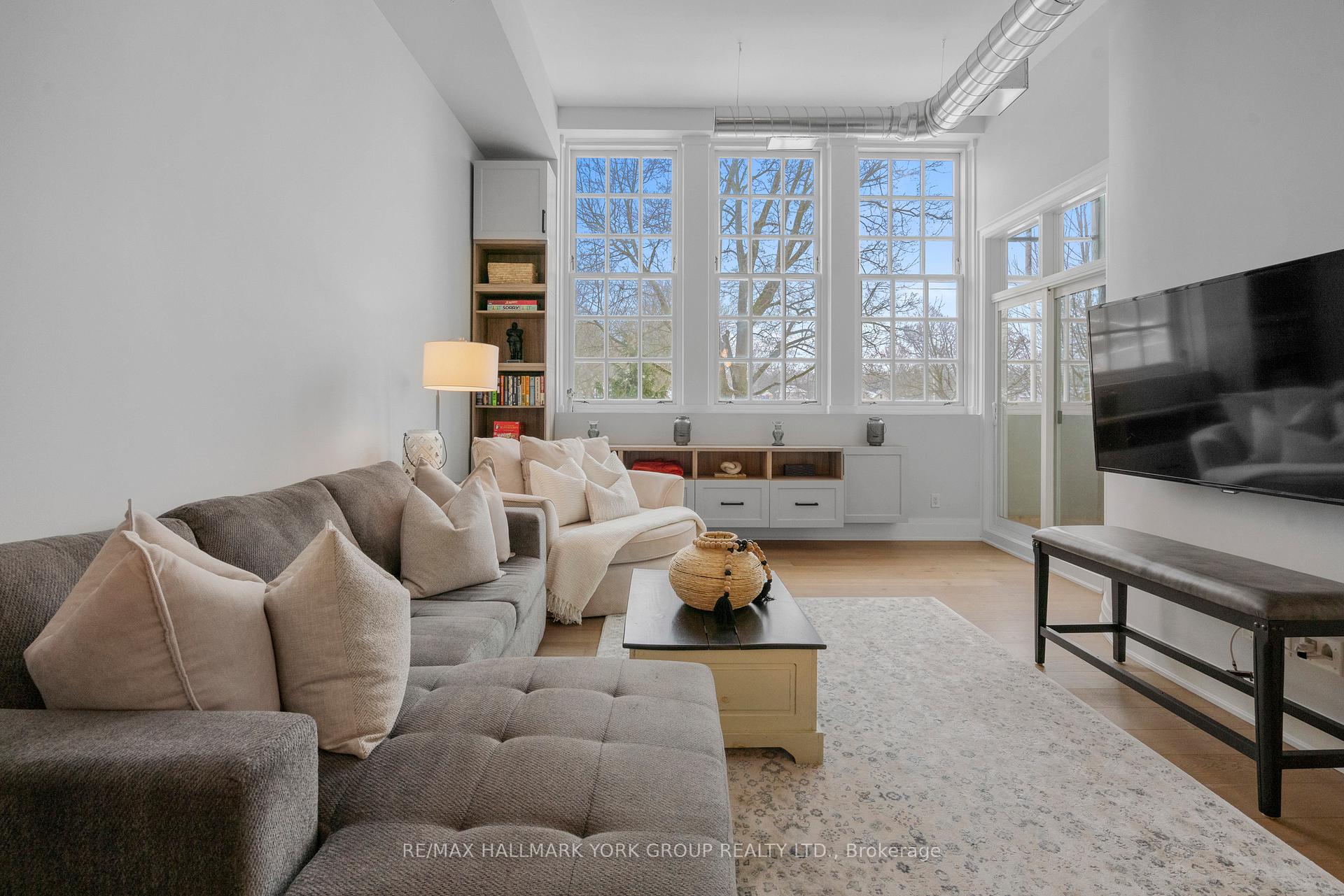 Photo 12 of Unit 206, 64 Wells Street, Aurora, Aurora Village — HOMEH