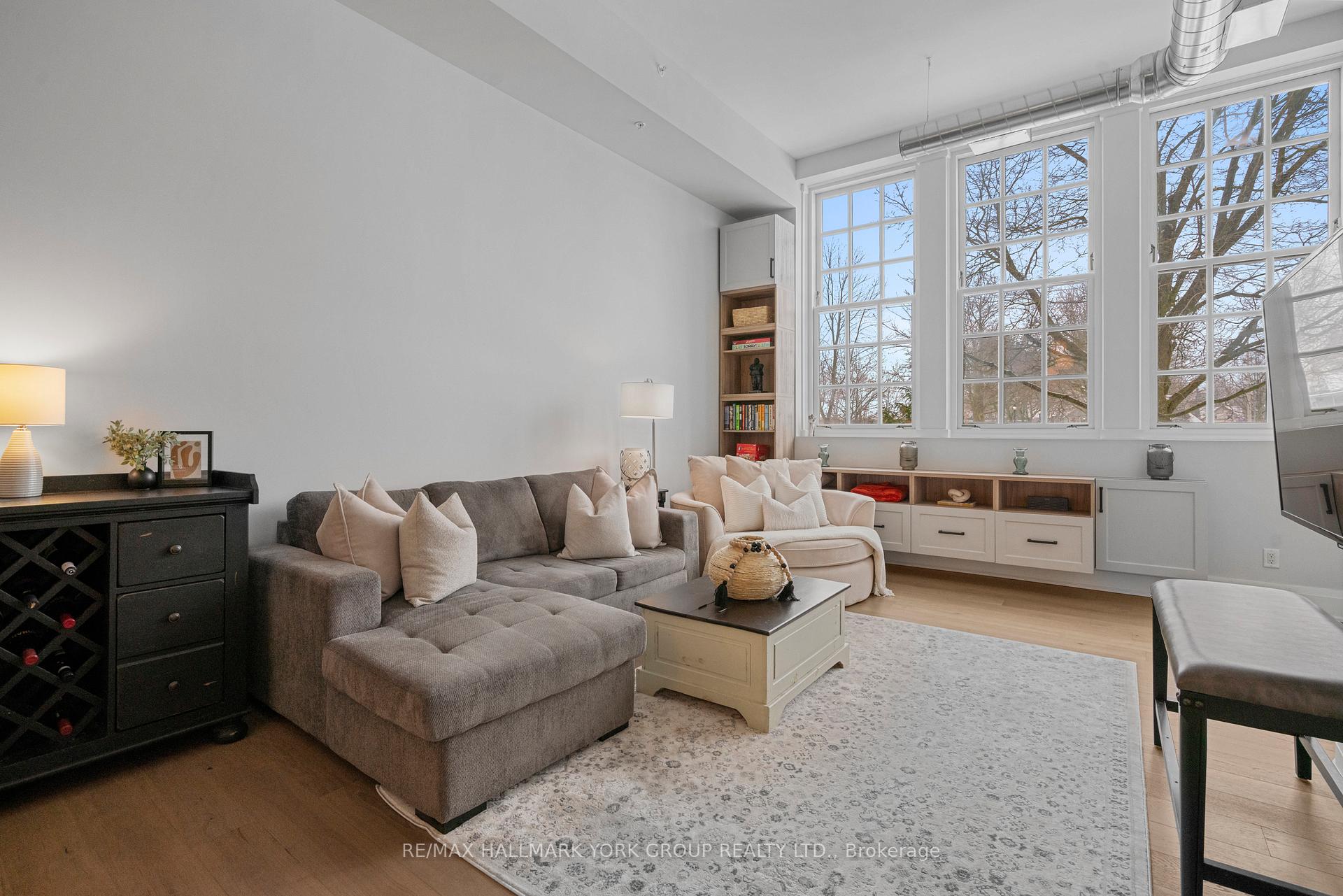 Photo 13 of Unit 206, 64 Wells Street, Aurora, Aurora Village — HOMEH