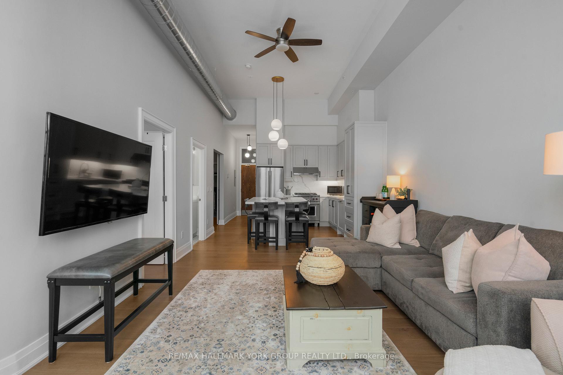 Photo 14 of Unit 206, 64 Wells Street, Aurora, Aurora Village — HOMEH