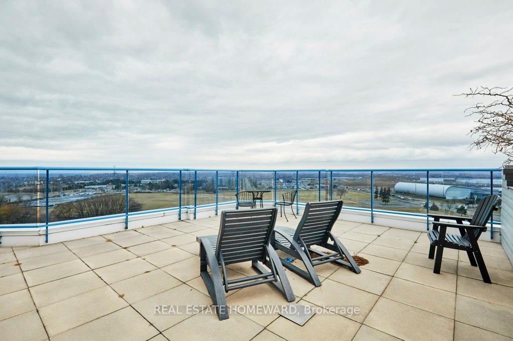 Photo 16 of Unit 716, 340 Watson Street W, Whitby, Port Whitby — HOMEH