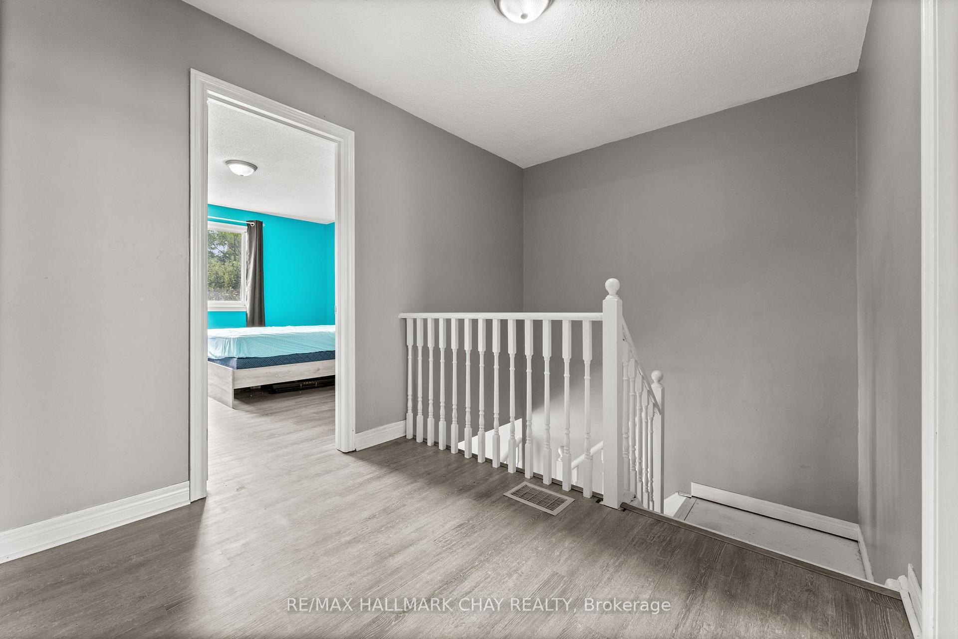 Photo 23 of 243 Stanley Street, Barrie, East Bayfield — HOMEH