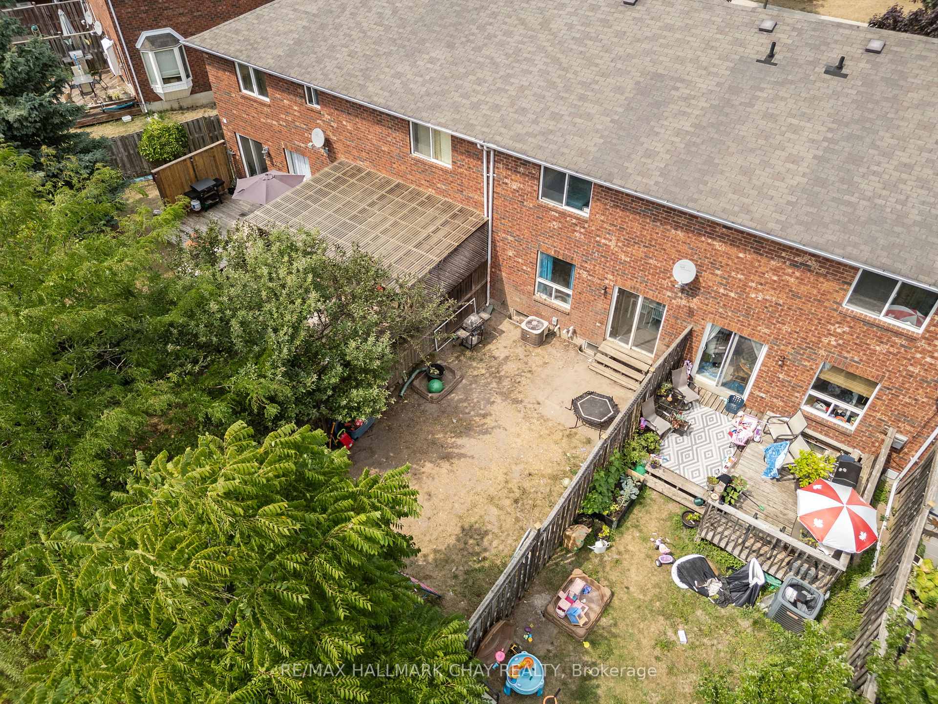 Photo 34 of 243 Stanley Street, Barrie, East Bayfield — HOMEH