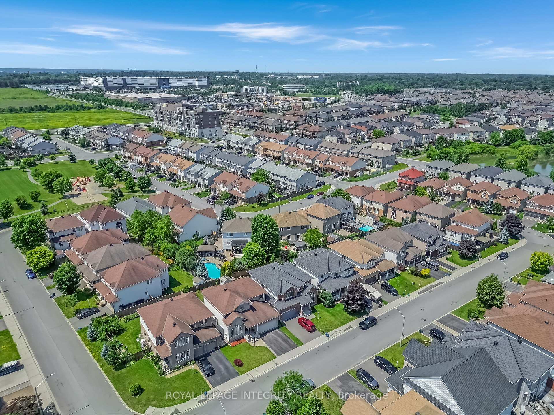 Photo 9 of 173 Lamplighters Drive, Ottawa, Barrhaven - Cedargrove/Fraserdale — HOMEH