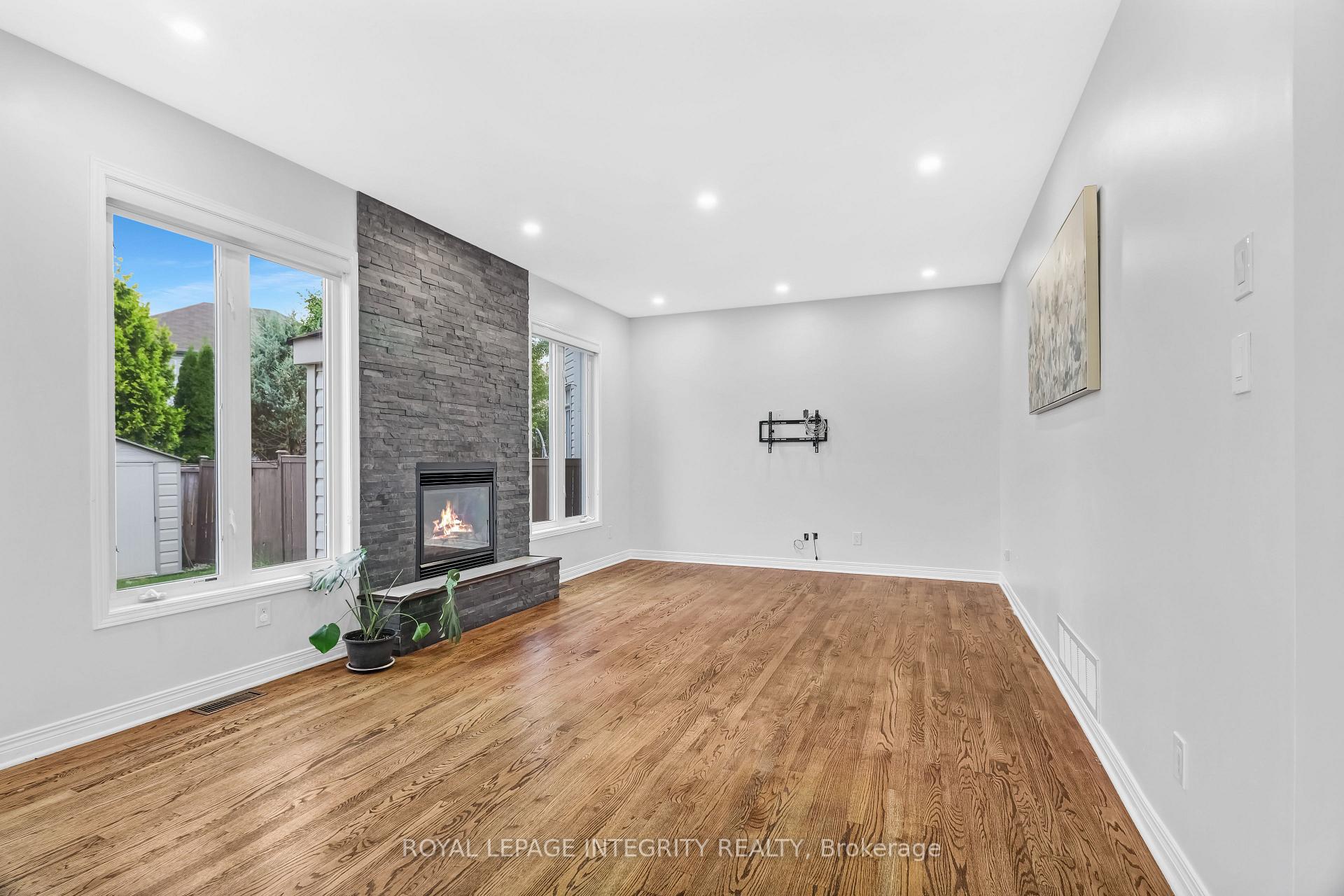 Photo 18 of 173 Lamplighters Drive, Ottawa, Barrhaven - Cedargrove/Fraserdale — HOMEH