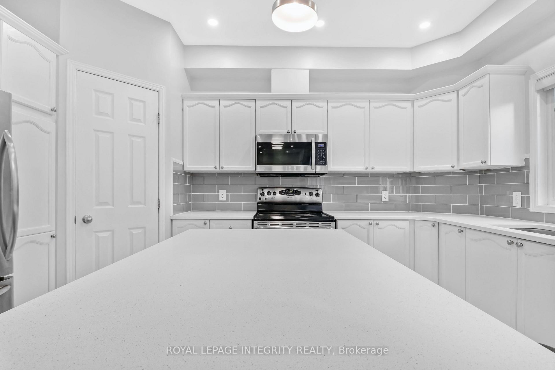 Photo 20 of 173 Lamplighters Drive, Ottawa, Barrhaven - Cedargrove/Fraserdale — HOMEH