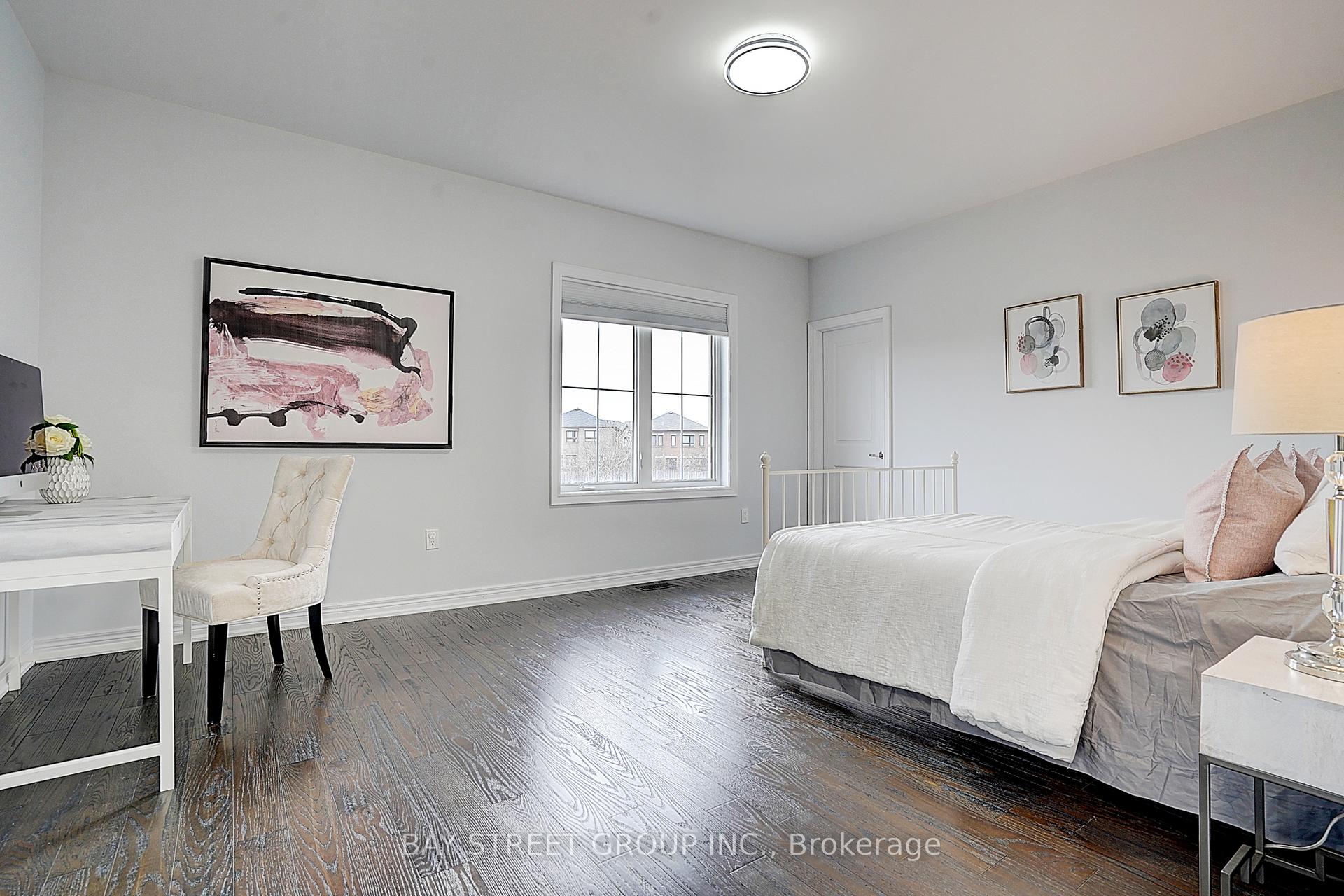 Photo 30 of 82 Conklin Crescent, Aurora, Rural Aurora — HOMEH