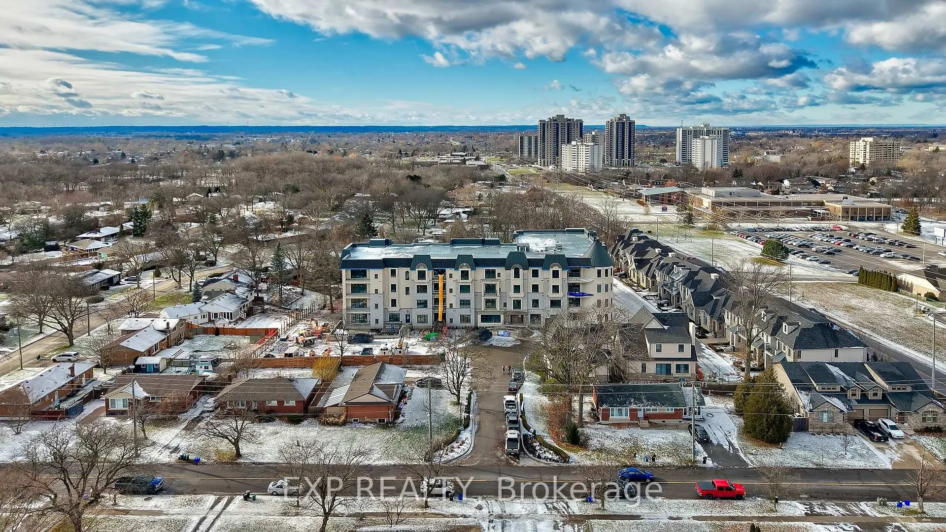 Photo 1 of Unit 202, 2 Arbourvale Common, St. Catharines, Glendale/Glenridge — HOMEH