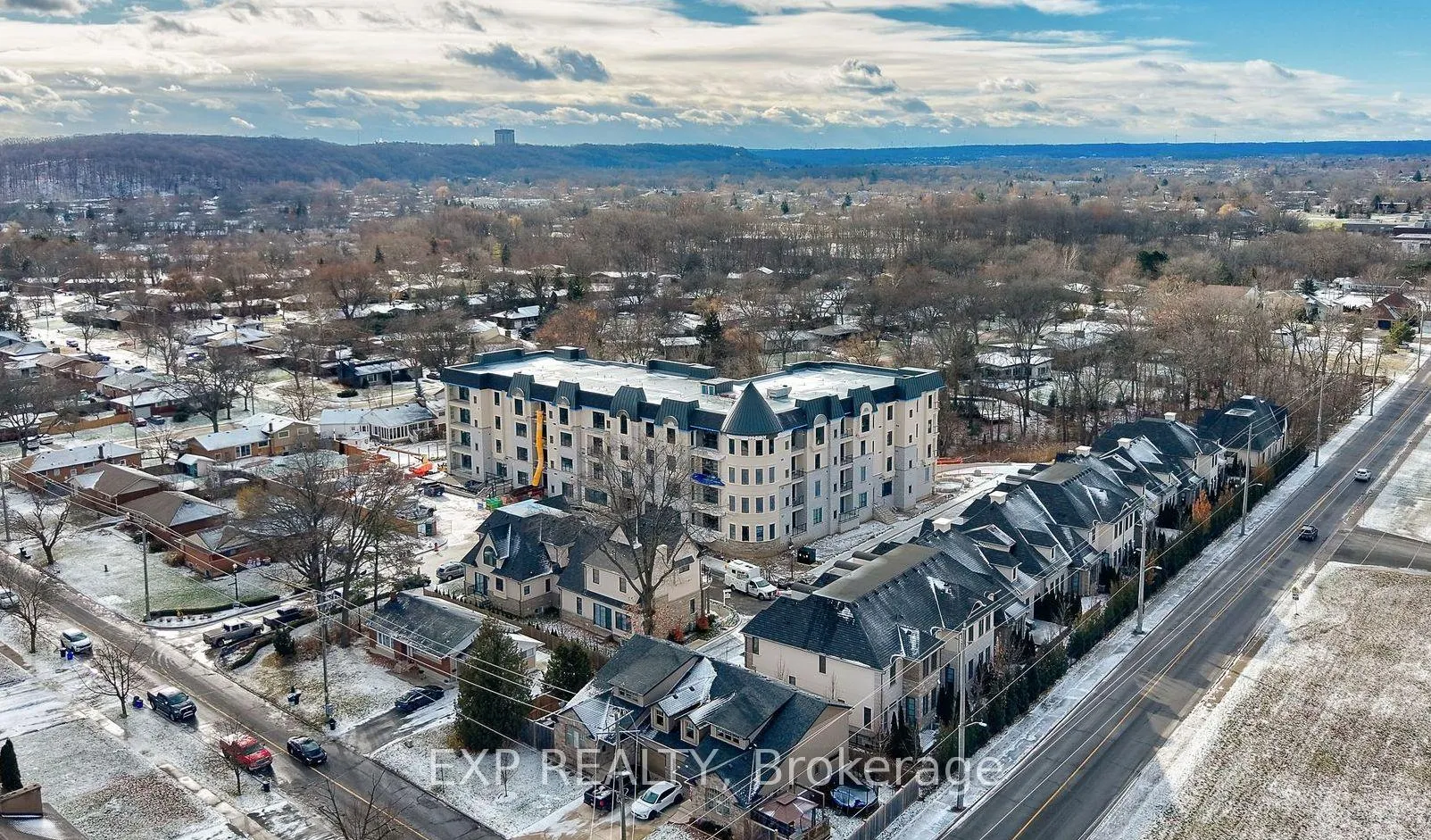 Photo 37 of Unit 202, 2 Arbourvale Common, St. Catharines, Glendale/Glenridge — HOMEH