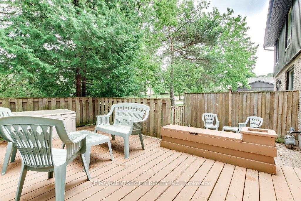 Photo 14 of 769 Berkshire Drive, London, South N — HOMEH