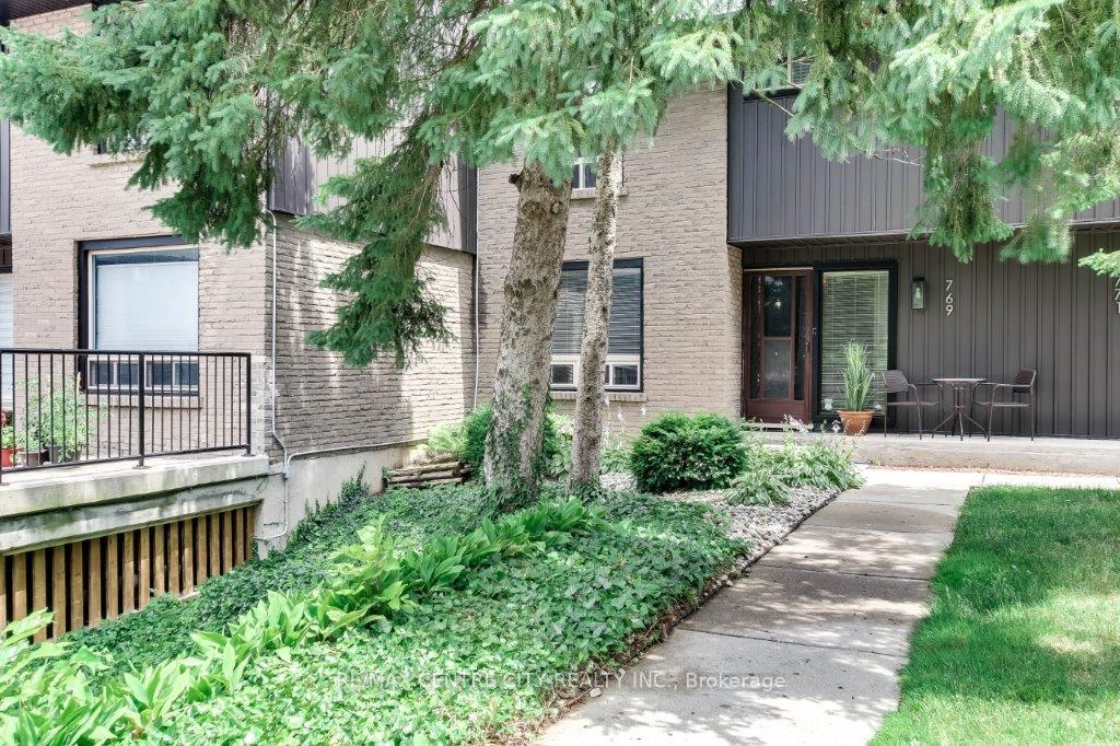 Photo 17 of 769 Berkshire Drive, London, South N — HOMEH