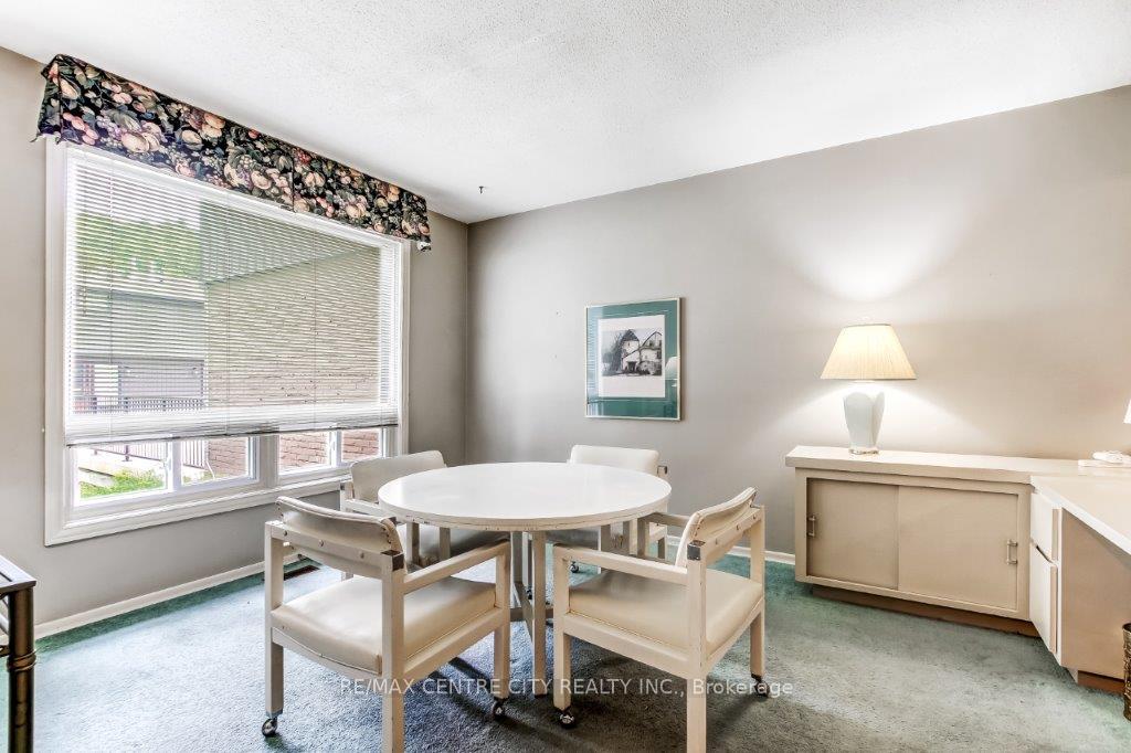 Photo 23 of 769 Berkshire Drive, London, South N — HOMEH