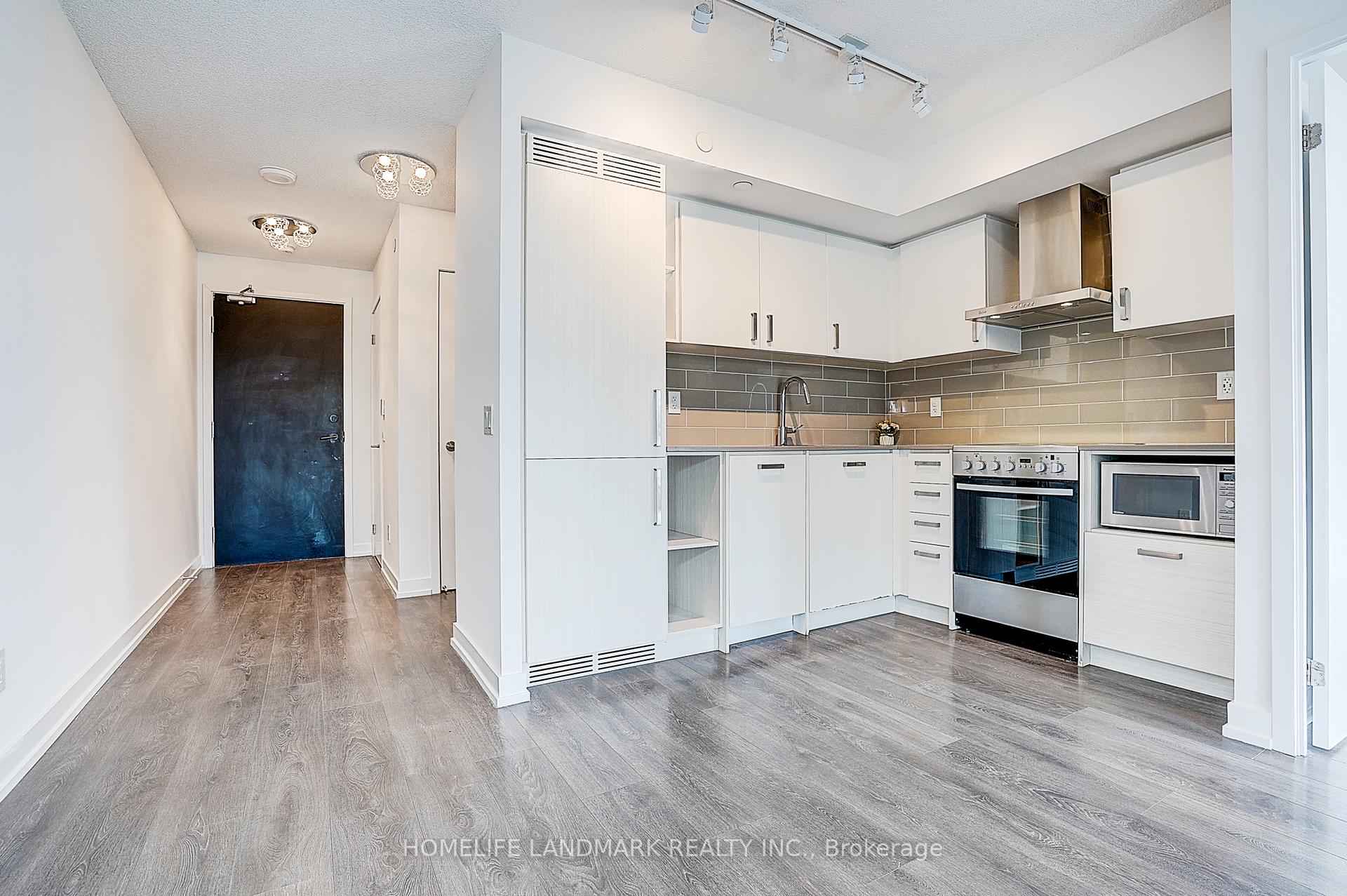 Photo 14 of Unit 601, 125 Redpath Avenue, Toronto, Mount Pleasant West — HOMEH
