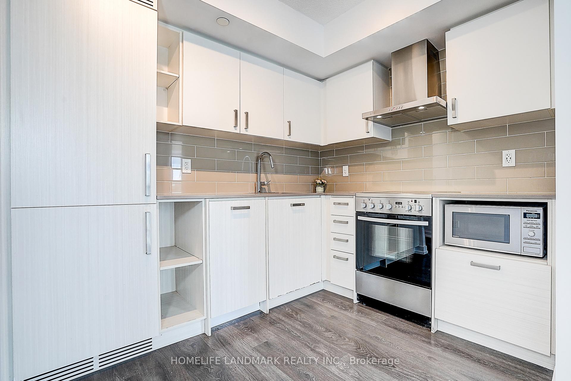 Photo 16 of Unit 601, 125 Redpath Avenue, Toronto, Mount Pleasant West — HOMEH