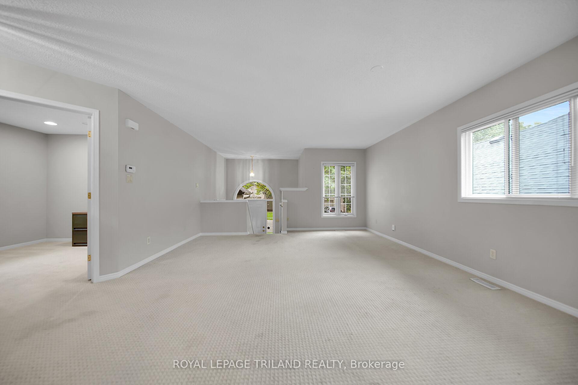 Photo 5 of Unit 4, 1499 Byron Baseline Road, London, South B — HOMEH