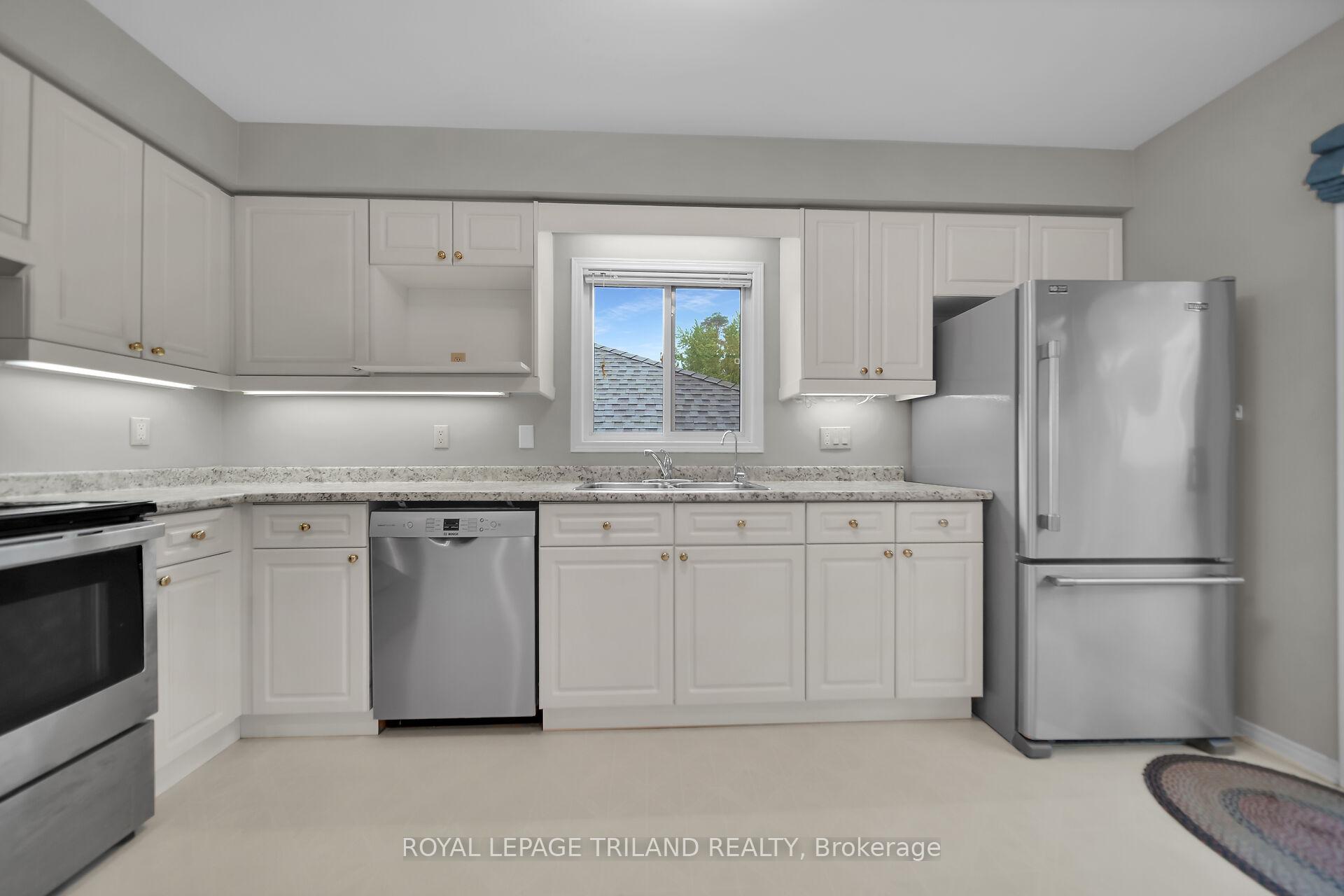 Photo 9 of Unit 4, 1499 Byron Baseline Road, London, South B — HOMEH