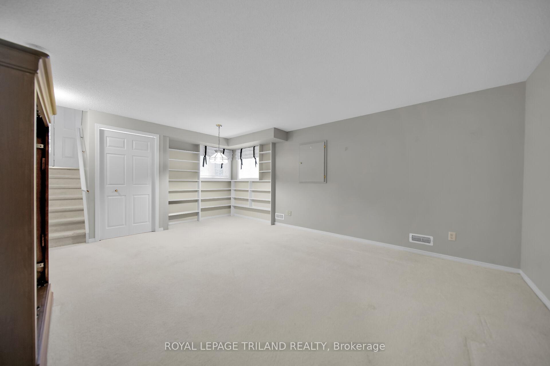 Photo 21 of Unit 4, 1499 Byron Baseline Road, London, South B — HOMEH