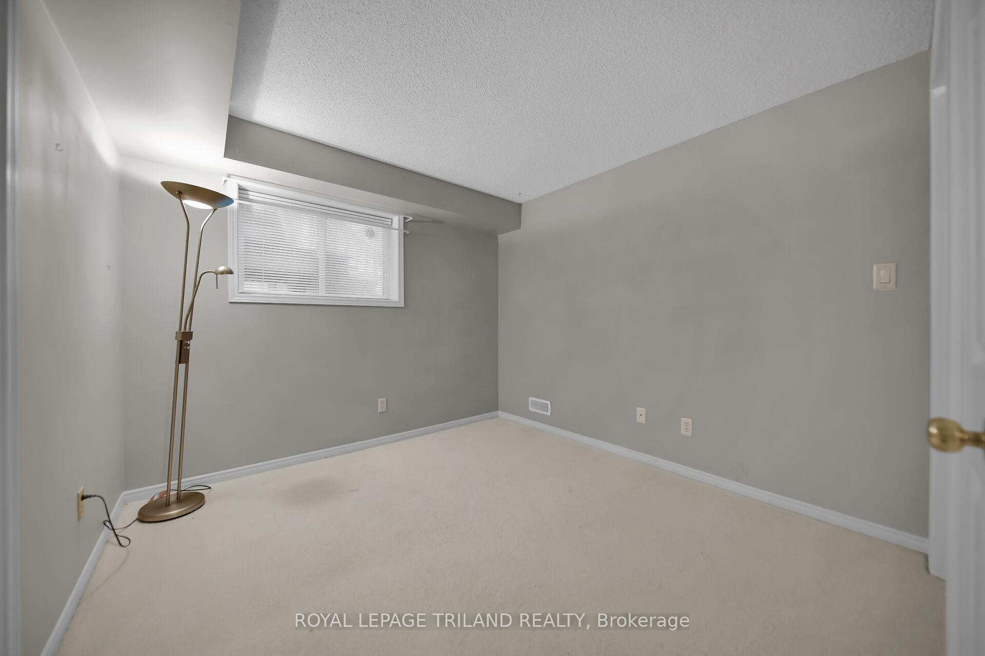 Photo 25 of Unit 4, 1499 Byron Baseline Road, London, South B — HOMEH