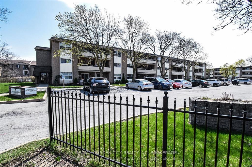 Front of Unit 105, 41 Rykert Street