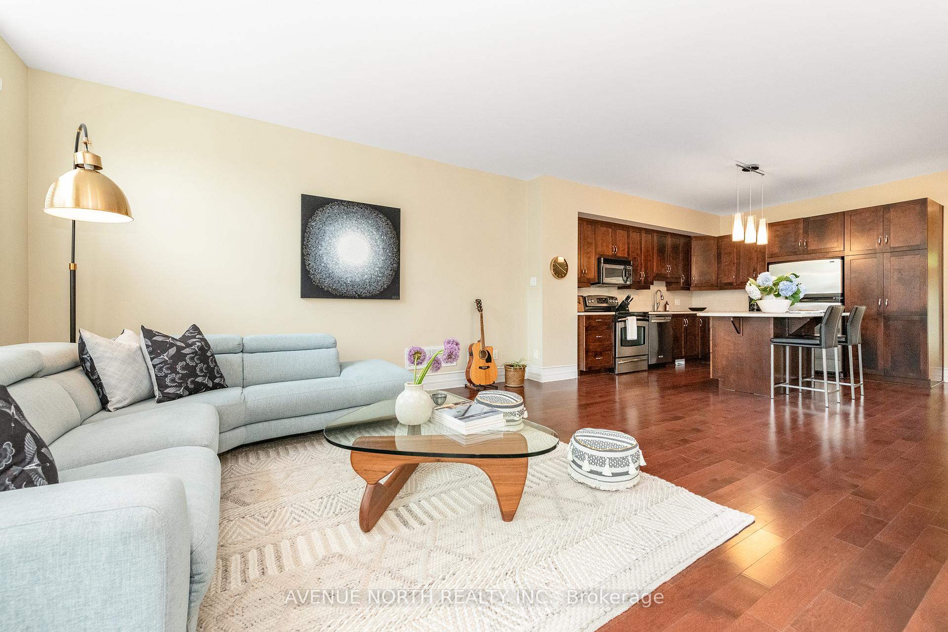 Photo 24 of 92 Encore Private, Ottawa, City View/Skyline/Fisher Heights/Parkwood Hills — HOMEH